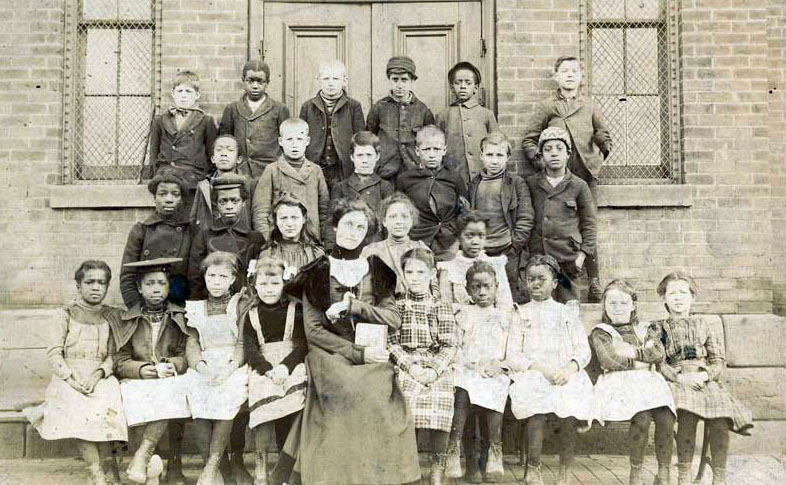 Rendville students and teacher in early 1900's