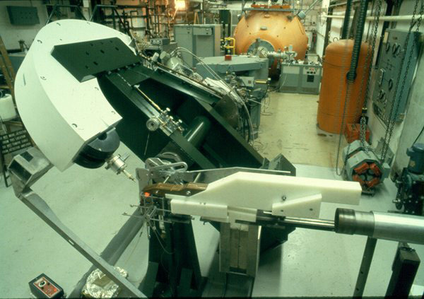 Edwards Accelerator Lab beam swinger machine