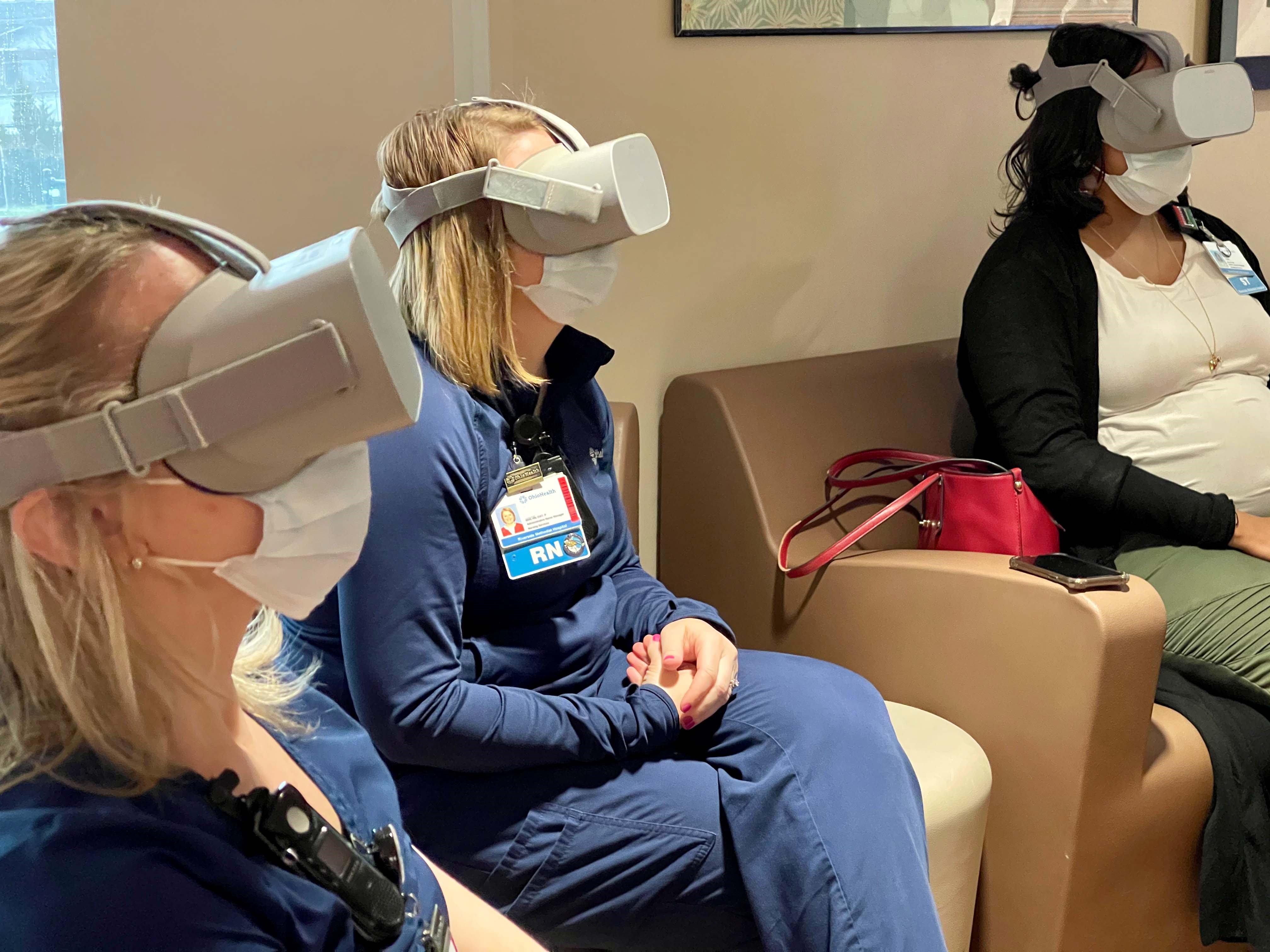 Ohio University collaborates to provide front-line health care workers with virtual reality simulation to help reduce stress - Vimarsana News