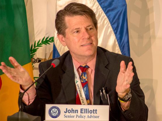 Alumni John Elliott in Honduras