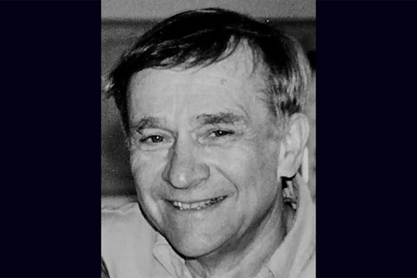 University community mourns emeritus professor of mathematics Larry Snyder