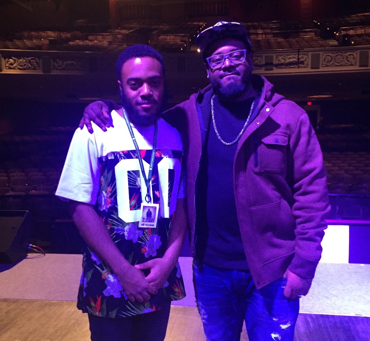 Jeffrey Billingslea and T-Pain pose for a picture together on Ohio University's campus