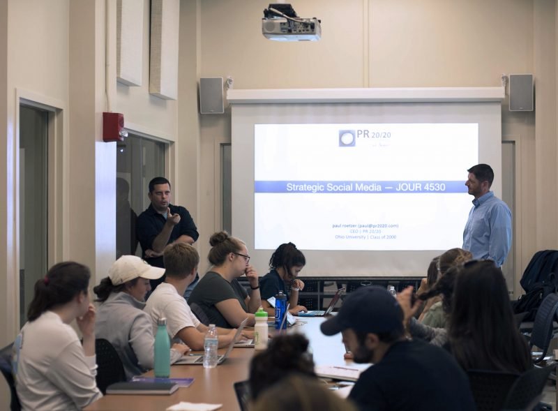 Roezter speaks to an OHIO class on strategic social media taught by lecturer Dan Farkas