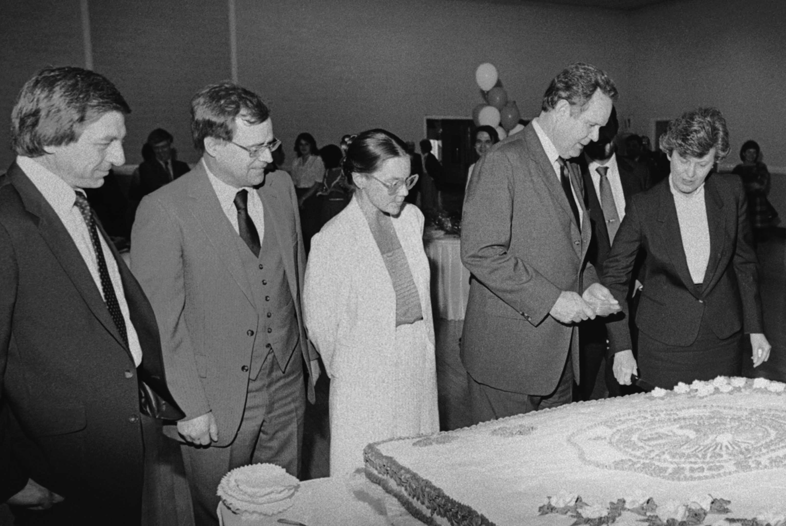 President Ping and First Lady Clair Ping celebrate his 10th anniversary as OHIO's 18th president in the 1985 photo.