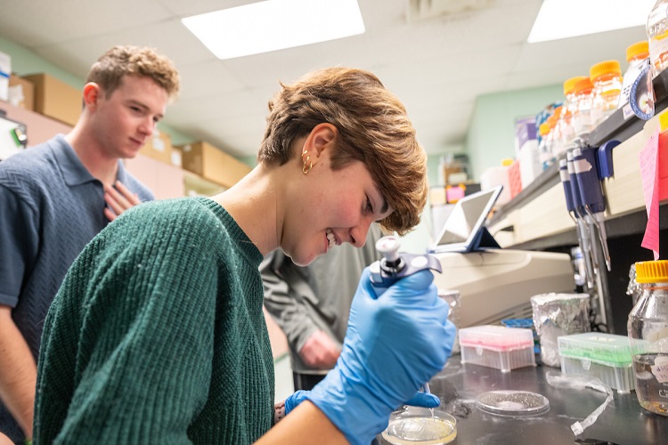 Victoria Swiler works in the research lab.