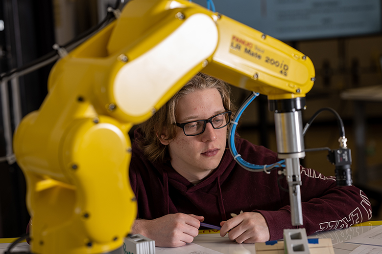 An OHIO Lancaster robotics student.