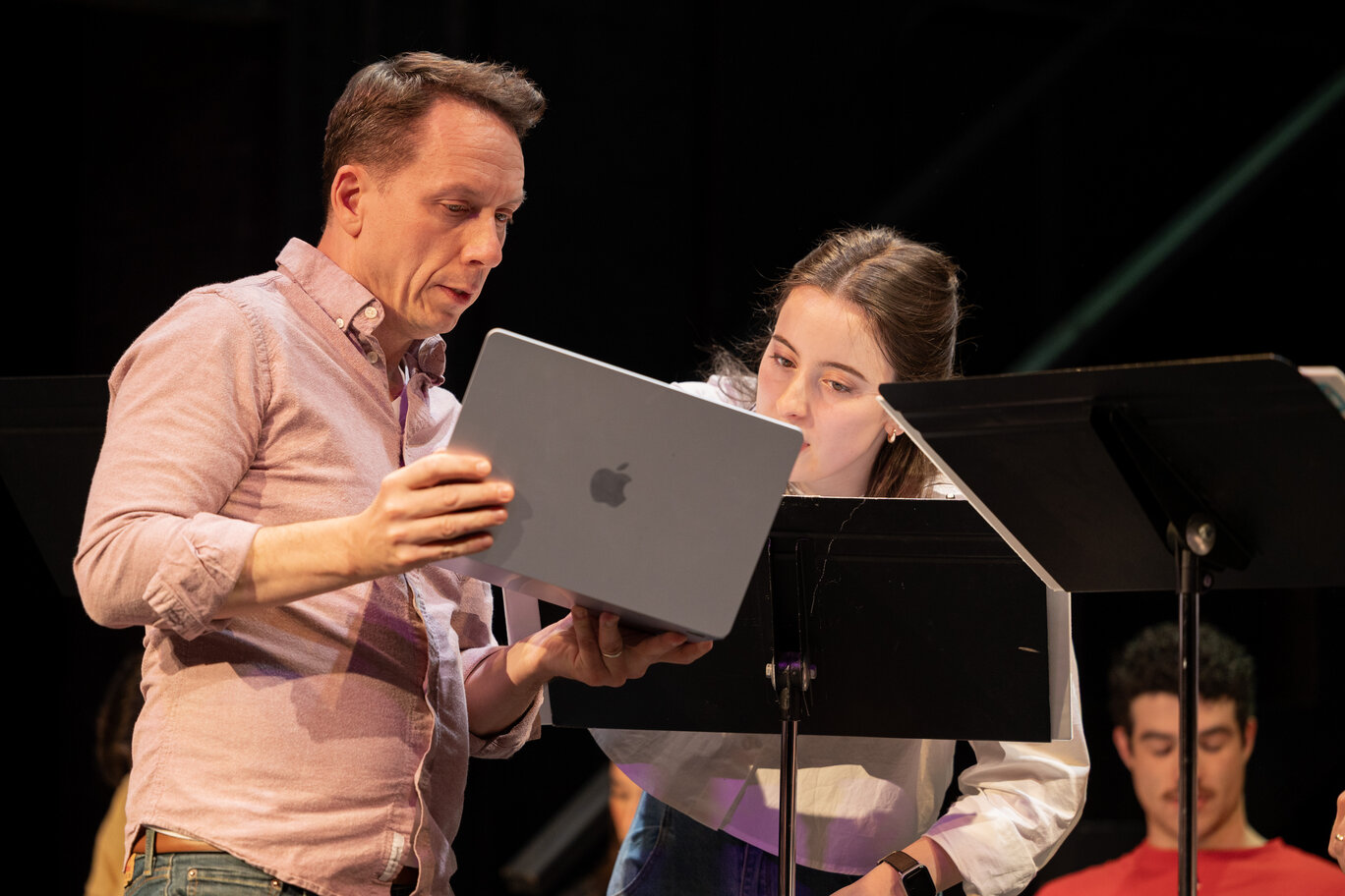 Steven Strafford works with student