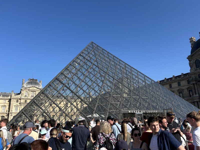 Louvre
