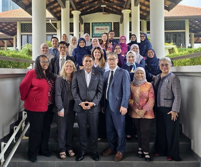 OHIO representatives and alumni and partners from Malaysia gather for a group photo