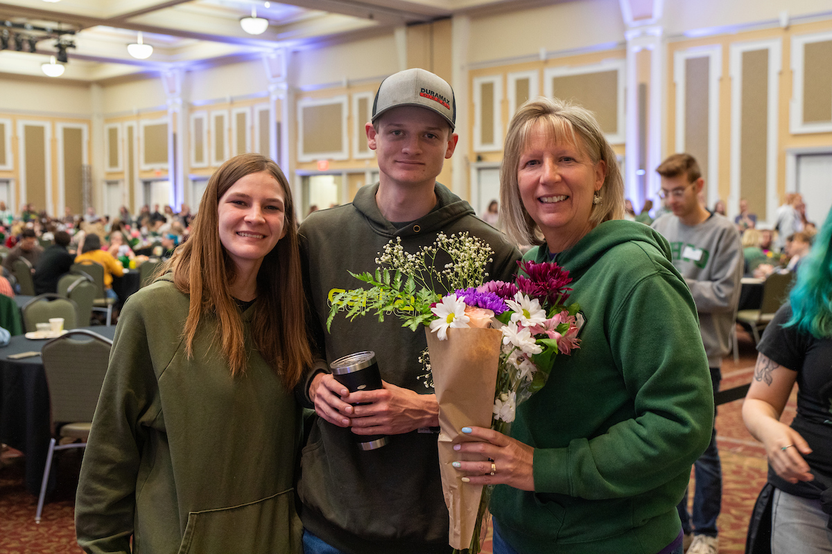 OHIO to celebrate Moms Weekend with special events