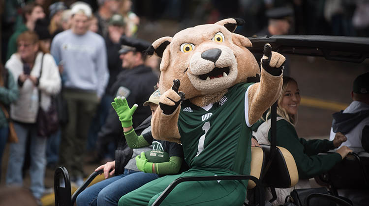 Rufus rides in a golf cart during the Homecoming 2018 Parade. Submissions for Homecoming 2019 theme ideas are due by Feb. 28.