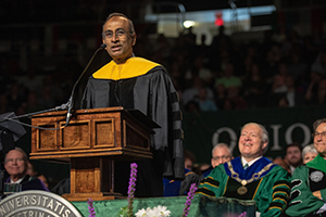 Alumnus and Nobel Prize winner Venkatraman Ramakrishnan addresses those attending Ohio University’s 2019 Graduate Commencement ceremony where he was awarded an honorary degree.