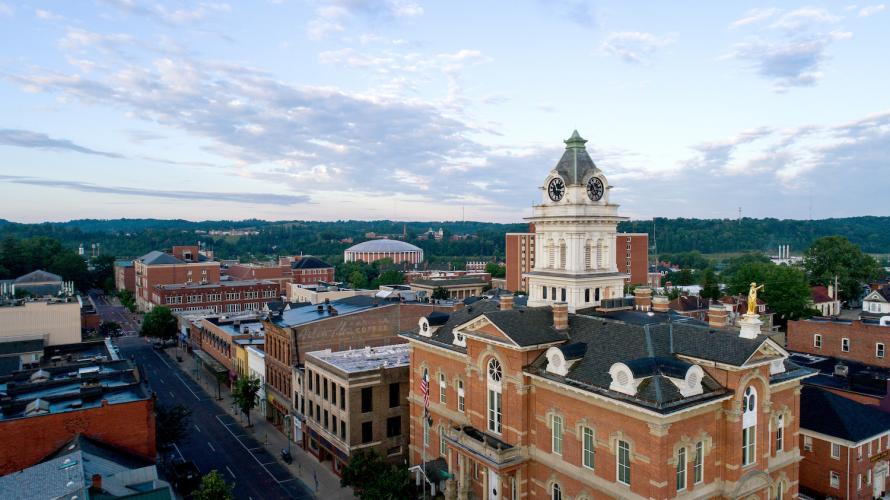 Athens Courthouse, downtown area