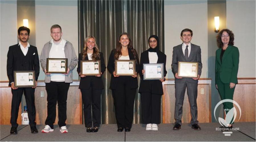 Avery Murdock, Kiley Scanlon, Nathan Jennings, Espen Elliot, Manar Al Ghailani, and Mazin Al Jahwari and an OHIO faculty member are shown at the Eco Challenge event