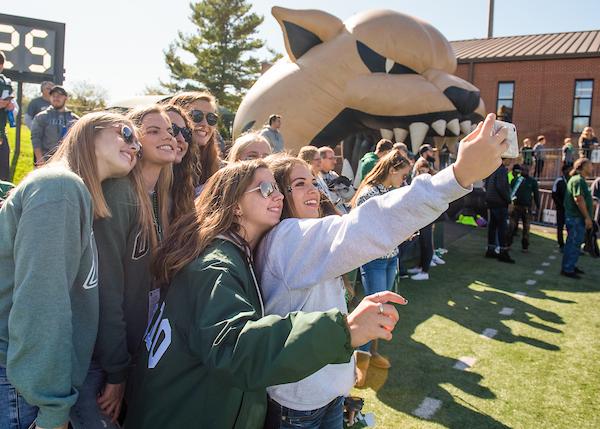 Homecoming Swimming and Diving