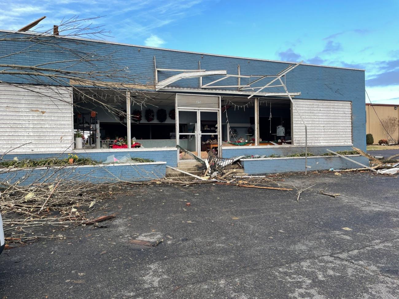 Jeannette's Mayfield Flower Company