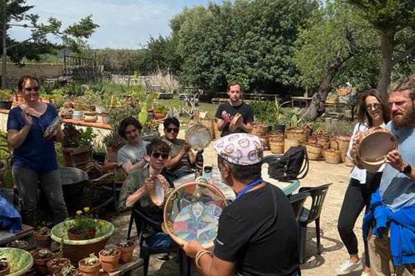 Claudio Romano (foreground) with (left-to-right) Susi Kimbell, Exedra Director, Aj Mater, Jacob Walther, Orlando Gonzalez, Gavin Morgan, Ylenia Zenatti and Marco Messina (Exedra Staff)