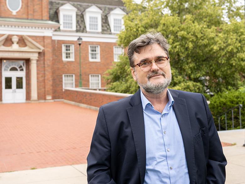 Ohio University Distinguished Professor in the Department of Chemical and Biomolecular Engineering and ICMT Director Srdjan Nesic, Ph.D.