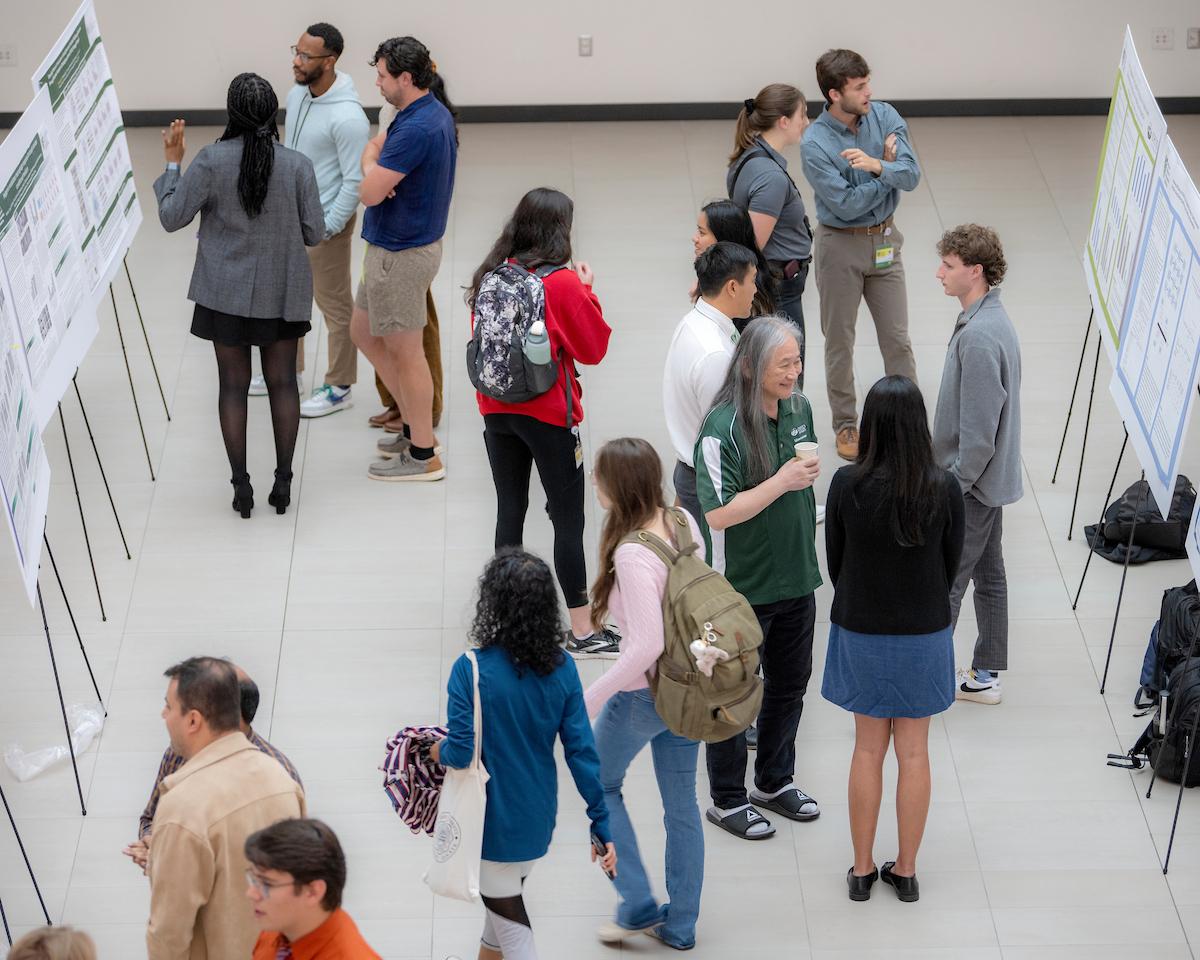 Students present research posters at 2025 Health Scholars Research Symposium