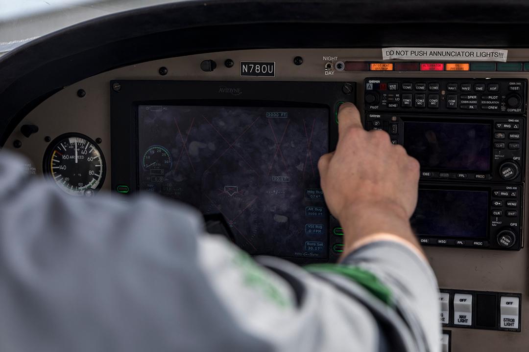 An Ohio University Aviation instructor mid-flight.
