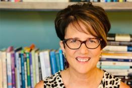 Lynn Harter 