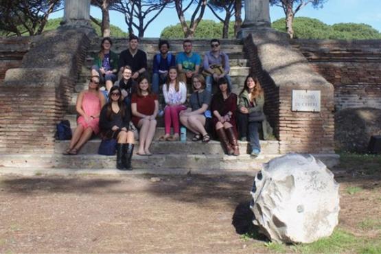 Francisco Cintrón and group in Rome