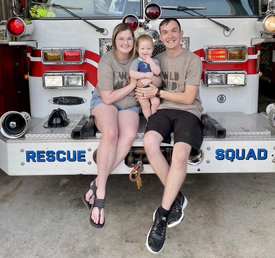  Mackenzie Ridenour is shown with her family members 
