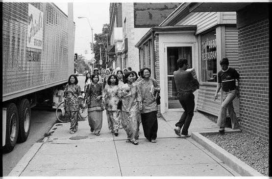 International students walk by the Frisch's Big Boy restaurant in this photo from 1979.