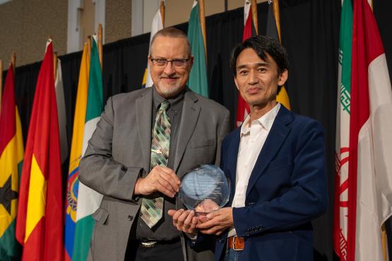 Chris Thompson and Professor Koichi Hasegawa