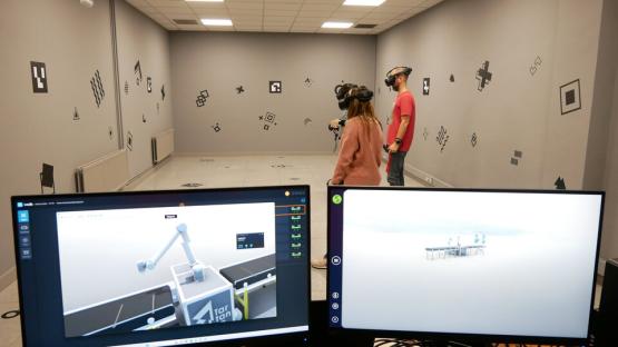  HTC VIVE and Virtualware  
