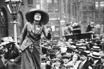 Suffragettes in world war I era in London