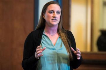 Student gives 3-minute thesis talk
