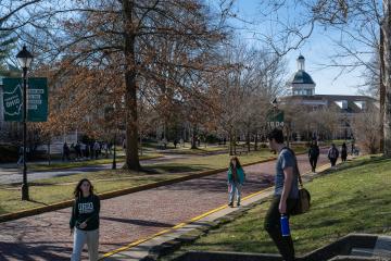 Students walk on OHIO's Athens Campus